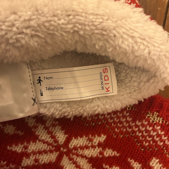 Super cute Christmas Hat and Scarf from France - Monoprix Kids - Picture 3 of 3